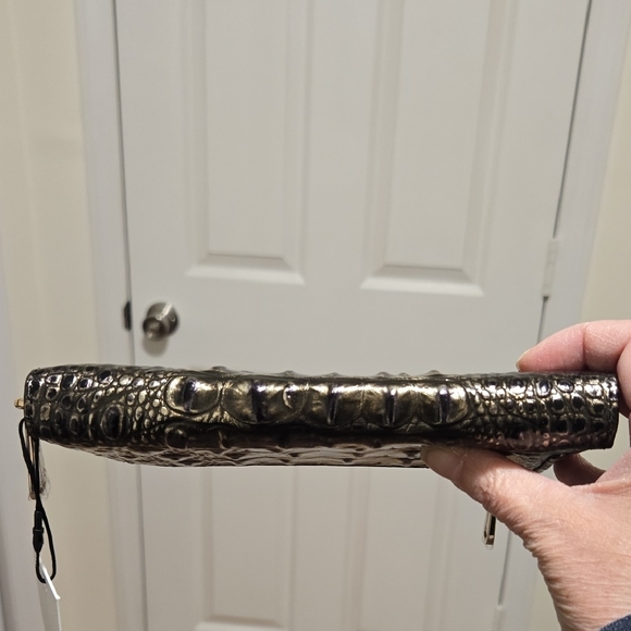 Brahmin Suri Wallet in Onyx Melbourne. NWT. - Picture 9 of 16